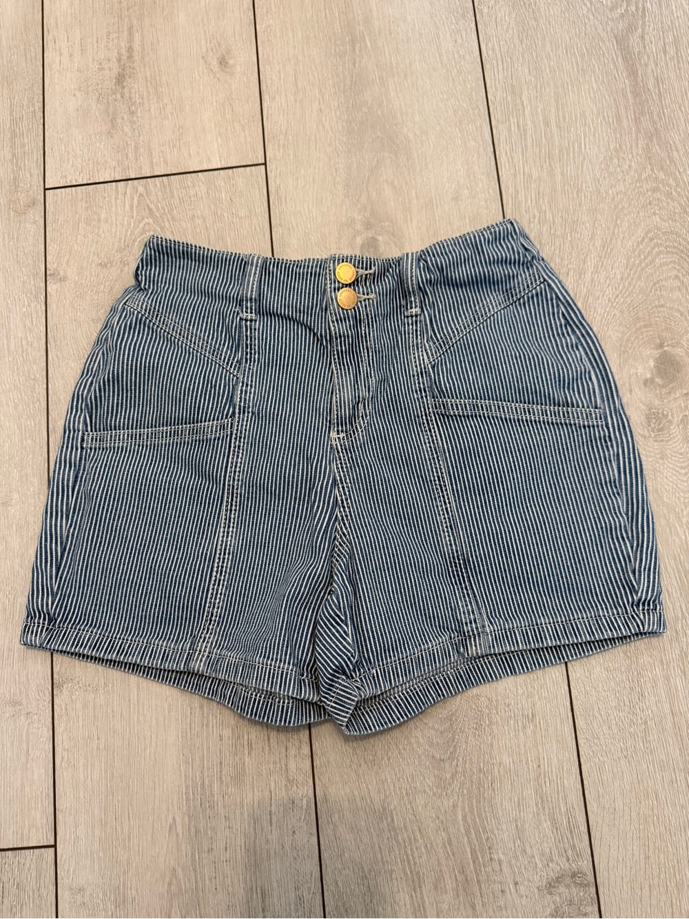 Universal Thread High-Waist Navy and White Pinstripe Shorts, O/25